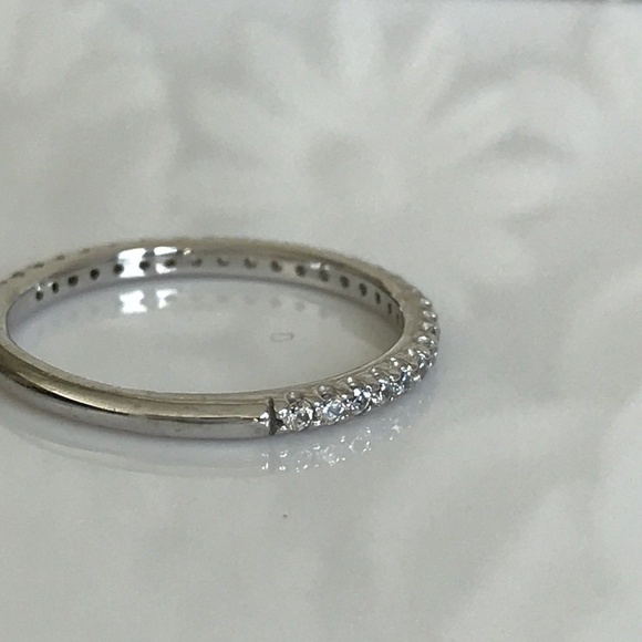 Wedding Band 14k yellow or white Gold Ring - Picture 3 of 8